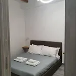 5 Terre Station Rooms